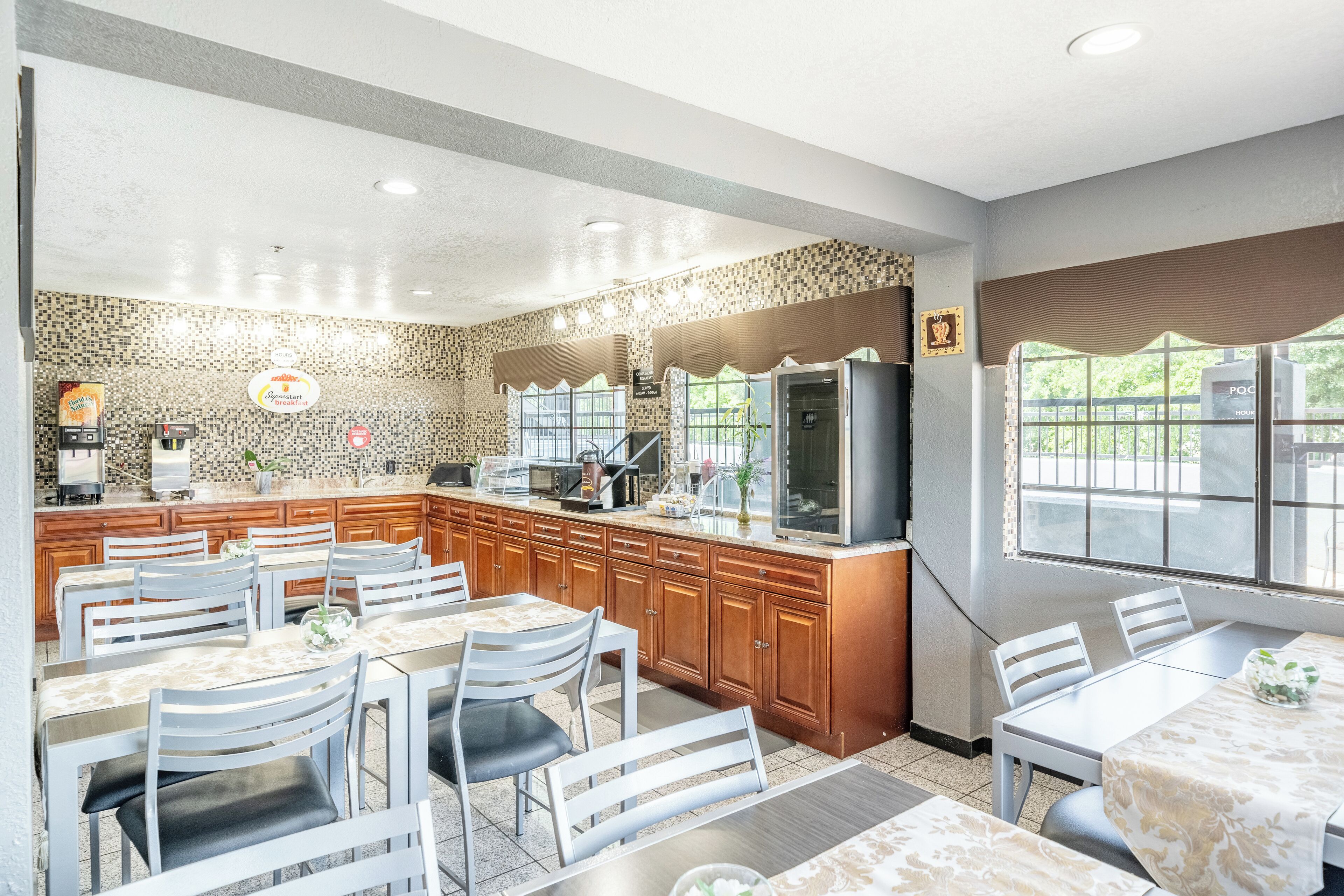 Foto - Super 8 by Wyndham San Antonio/Riverwalk Area