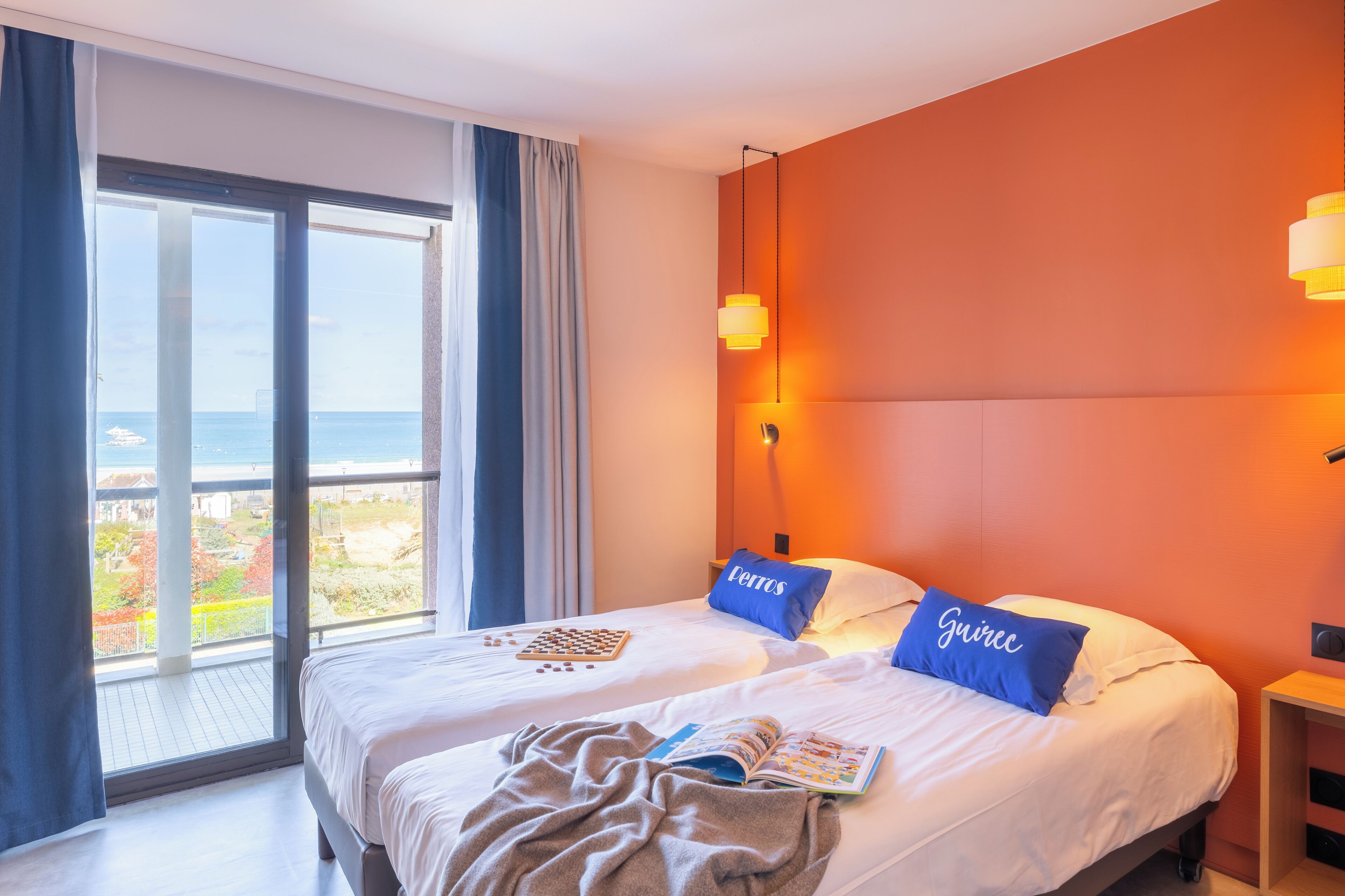 Appartement 5 personnes - 1 chambre - Terrasse ou balcon - Vue mer - Rénové | Cortinas blackout, tabla de planchar con plancha, cunas y wifi gratis 