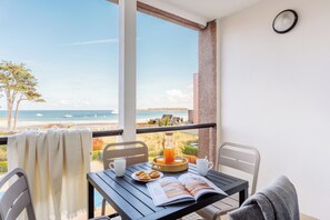 Appartement 5 personnes - 1 chambre - Terrasse ou balcon - Vue mer - Rénové | Terrace/patio - Residence Pierre & Vacances L'Archipel (Perros-Guirec)