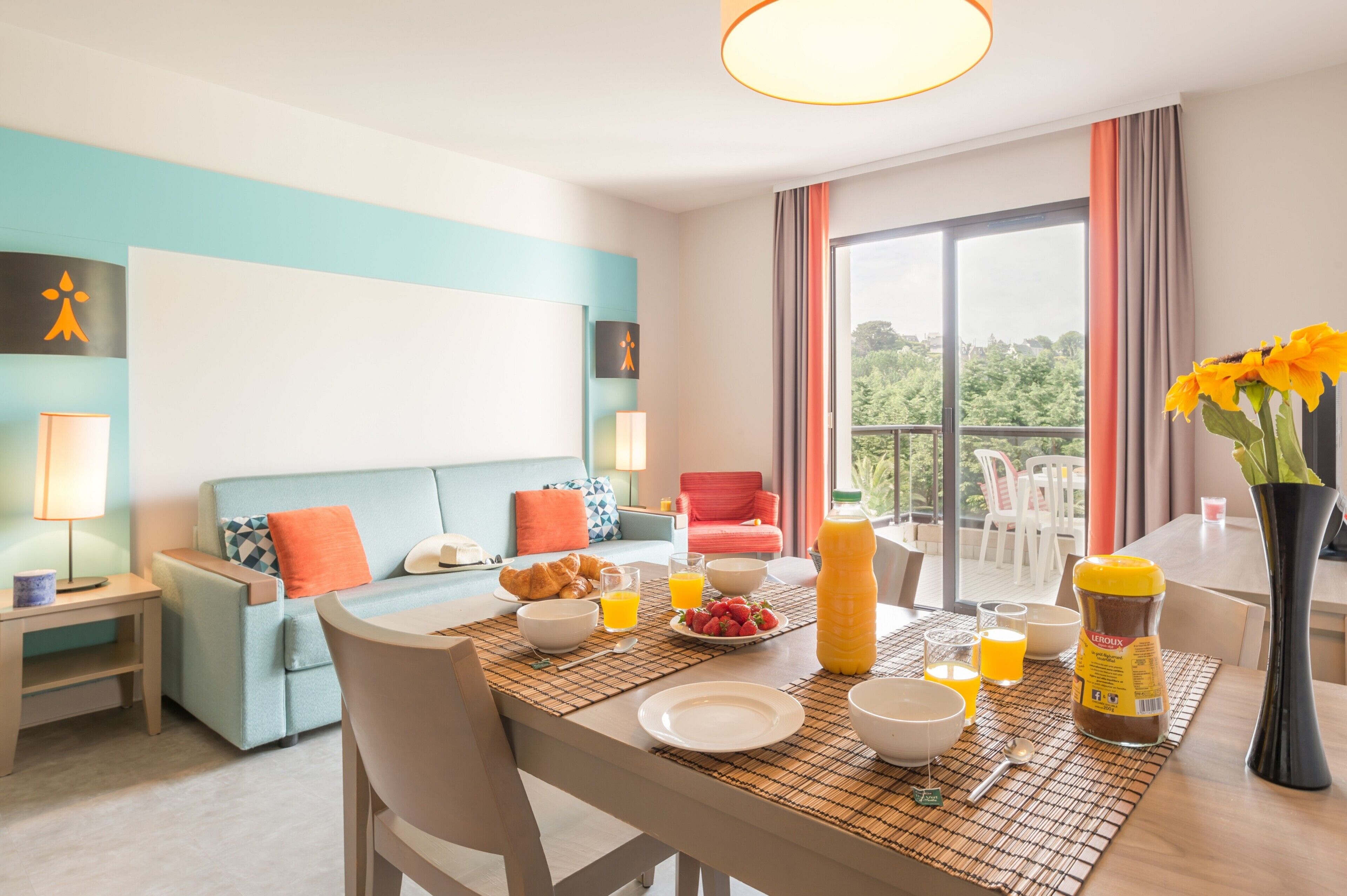 Appartement 5 personnes - 1 chambre - Terrasse ou balcon - Standard | 起居区 | 电视、书