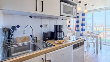 Studio 2 people - Renovated | Private kitchenette
