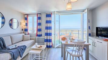 Studio 2 people - Renovated | 1 bedroom, individually furnished, iron/ironing board, cots/infant beds