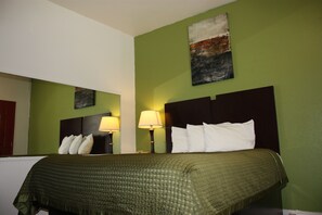 Standard Room, 1 King Bed
