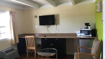 Suíte estúdio, 1 cama King, para não fumantes | Vista do quarto