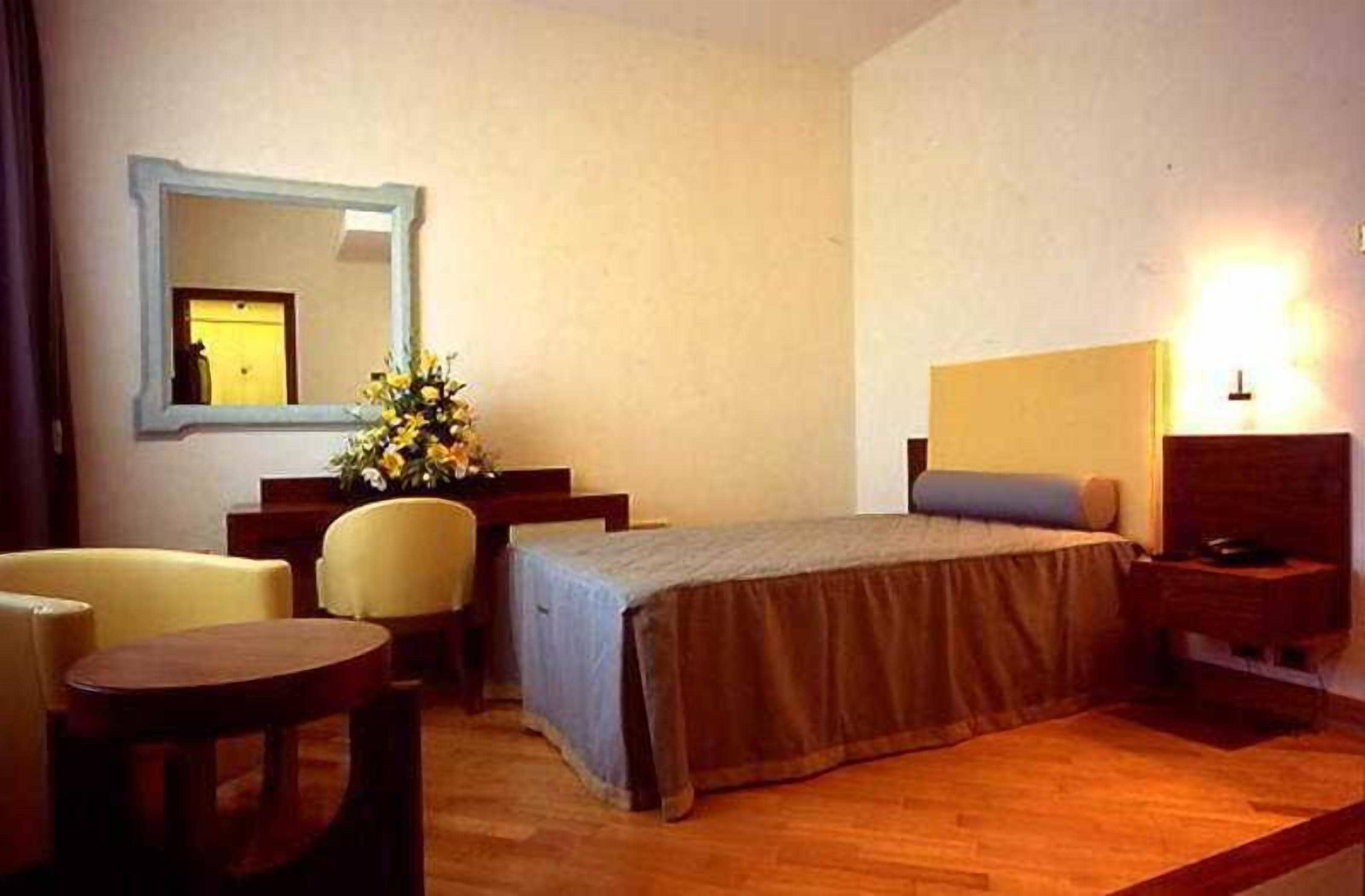 Luxe beddengoed, donzen dekbedden, Select Comfort-bedden, een minibar