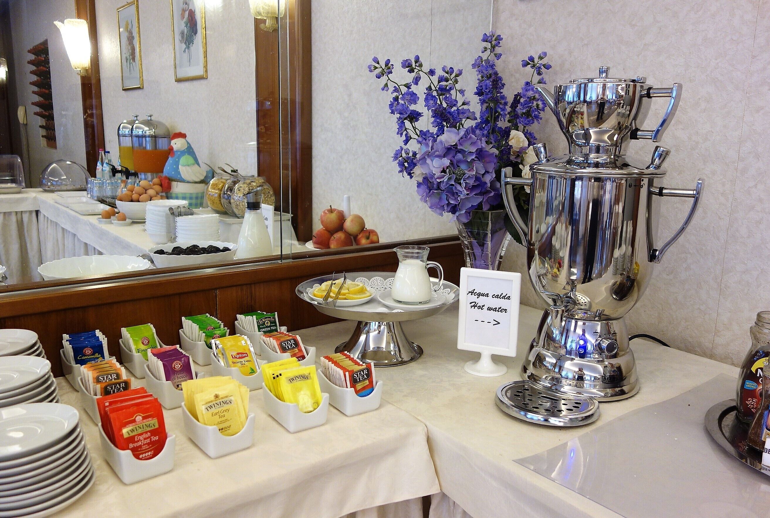 daily buffet breakfast for a fee