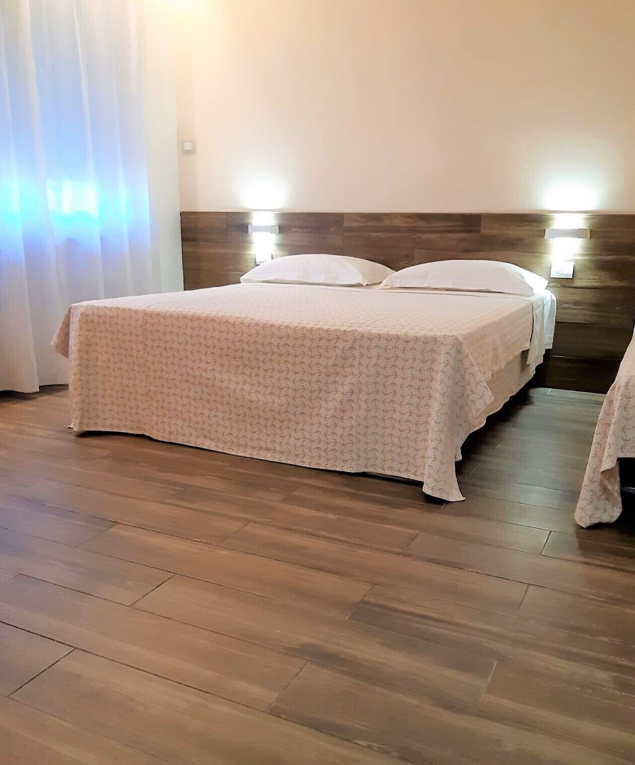 comfort triple room, 1 bedroom, accessible | 1 bedroom, in-room safe, desk, free wifi