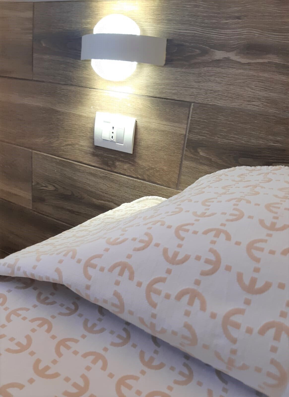 comfort triple room, 1 bedroom, accessible | 1 bedroom, in-room safe, desk, free wifi