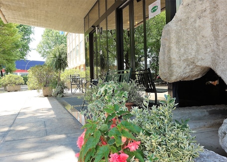 Ingresso della struttura. Euromotel Croce Bianca