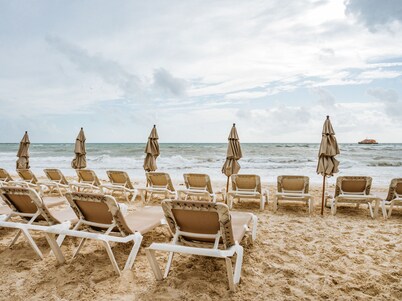 首都 O 濱海咪咪 - 卡門海灘