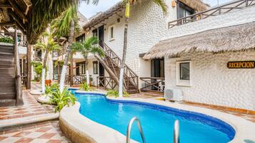 Alberca al aire libre