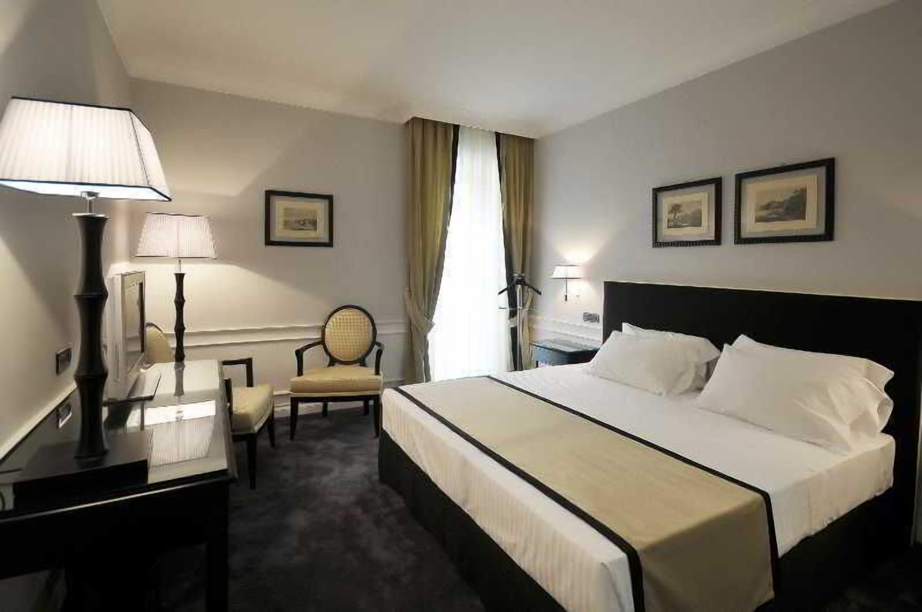 Literie de qualité supérieure, couette en duvet d'oie, minibar