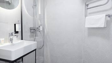 Hair dryer, heated floors, towels, soap