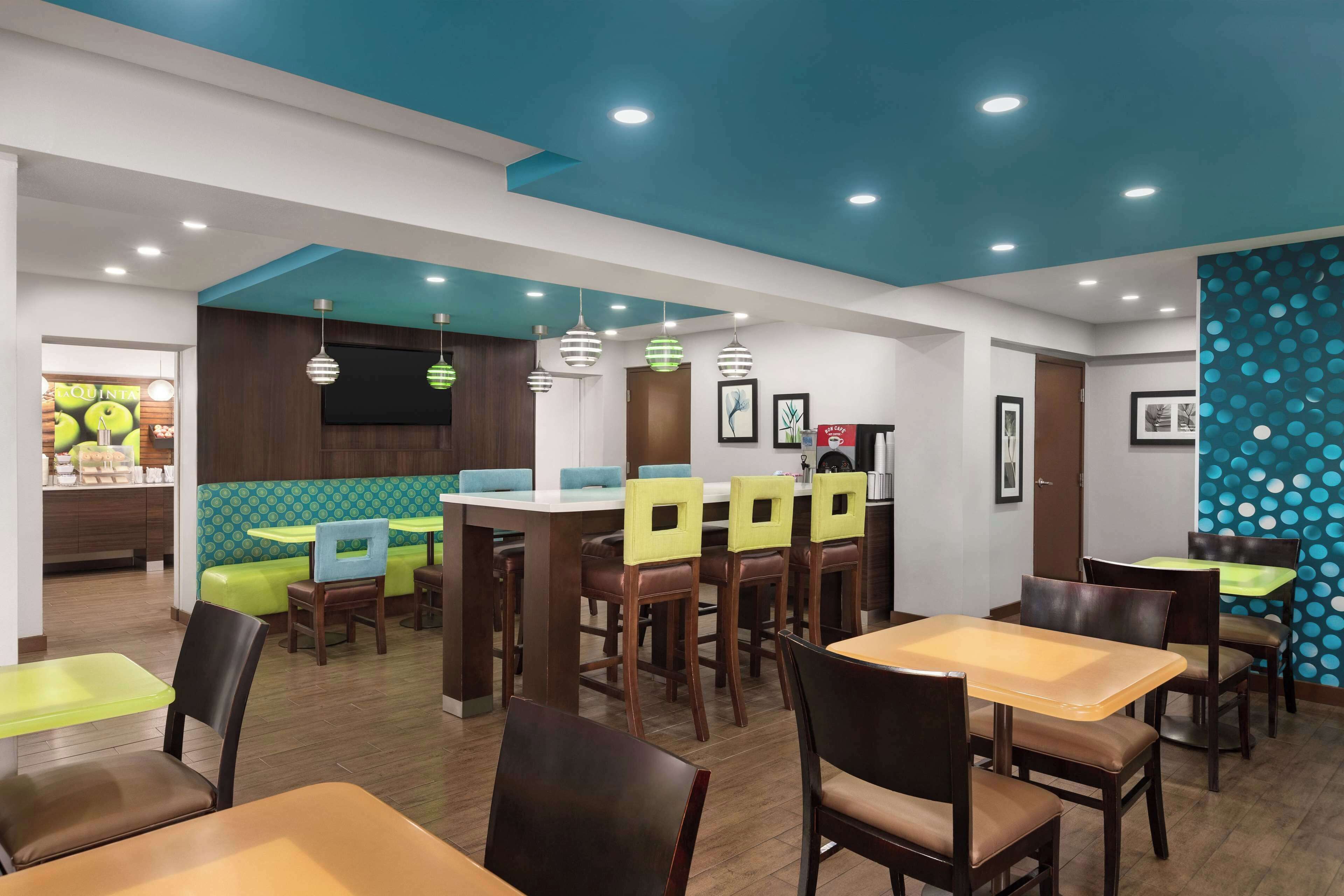 Photo - La Quinta by Wyndham Oceanfront Daytona Beach