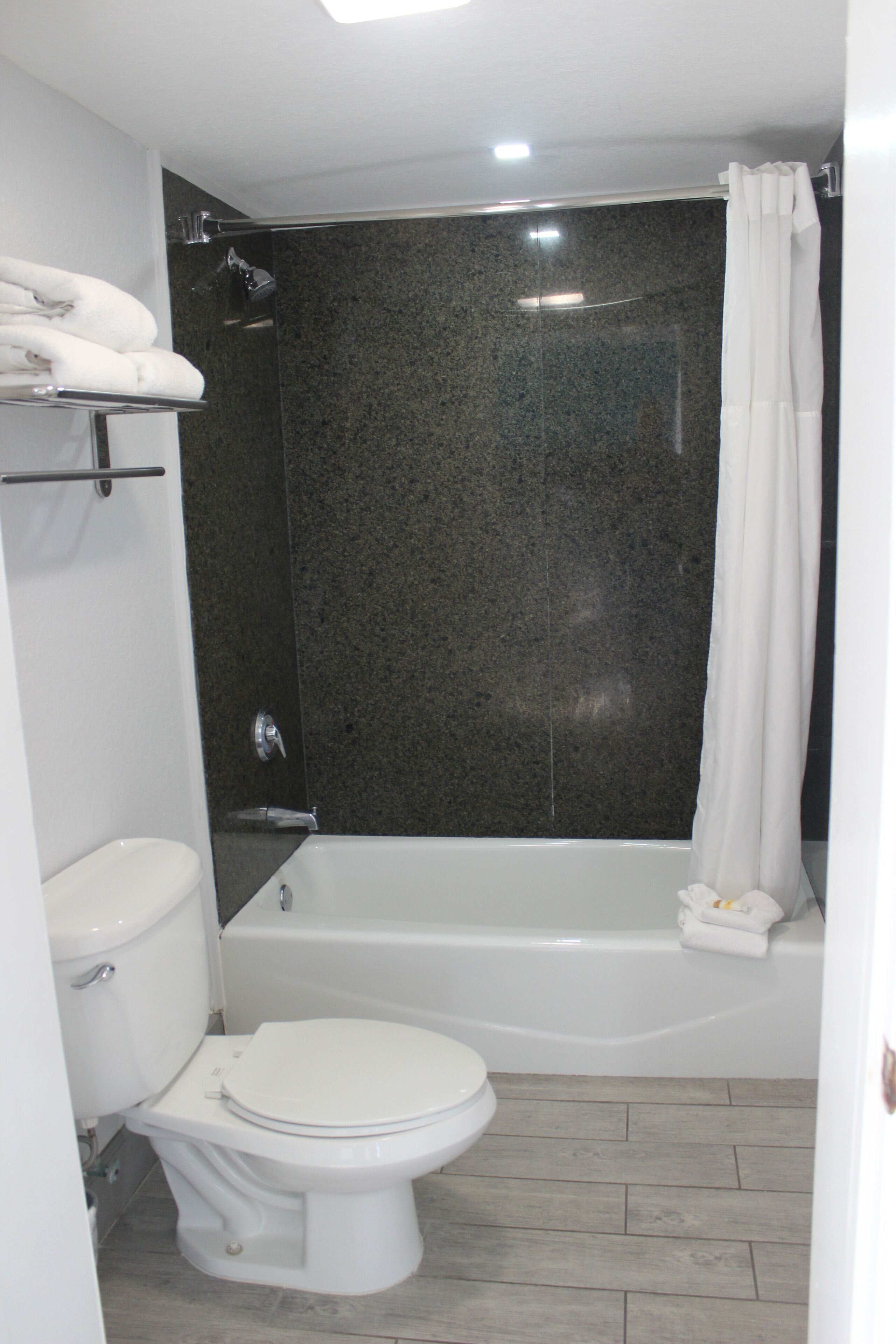 Photo - La Quinta by Wyndham Oceanfront Daytona Beach