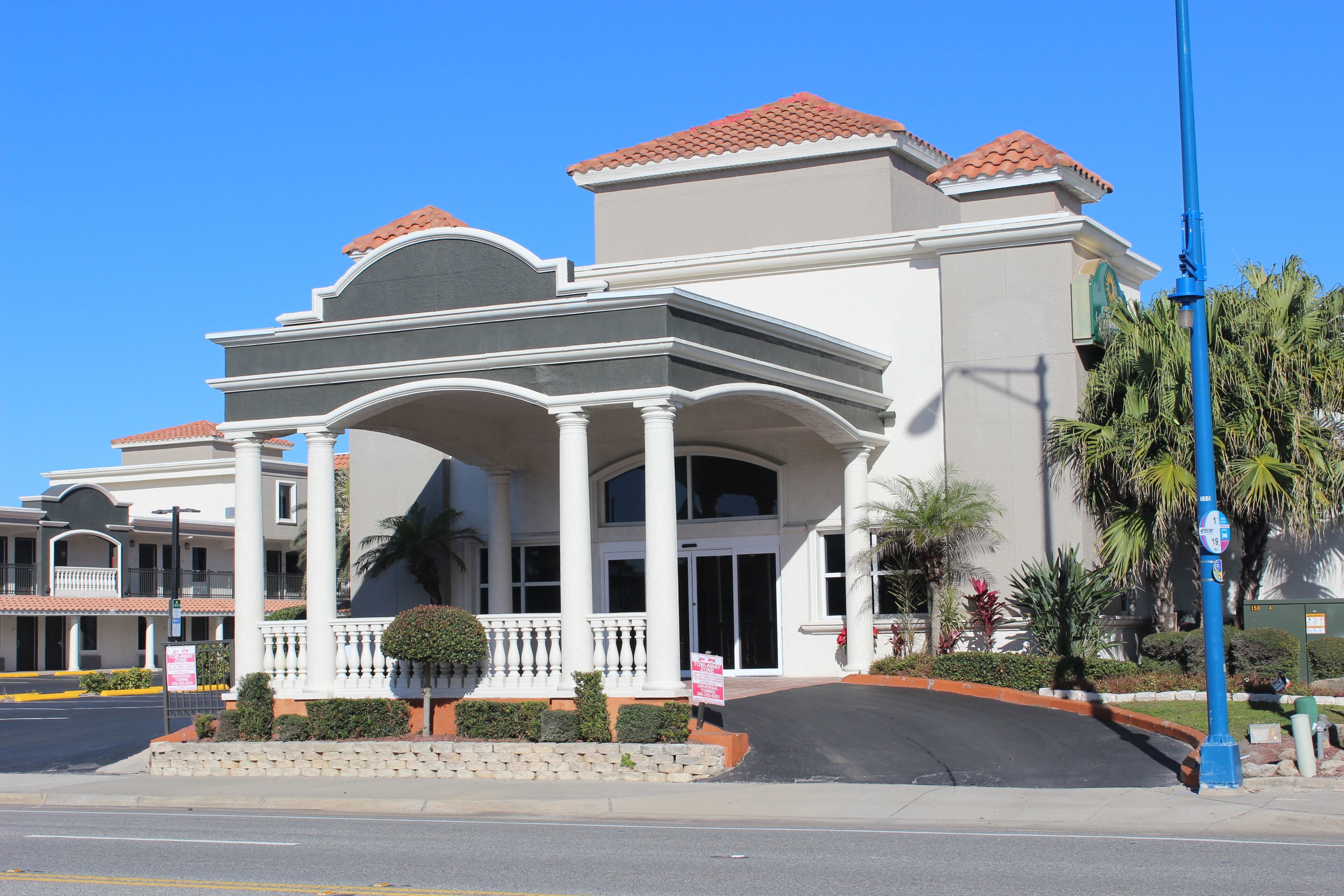 Photo - La Quinta by Wyndham Oceanfront Daytona Beach