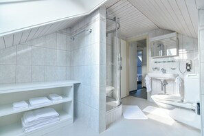Suite | Premium bedding, minibar, in-room safe, desk