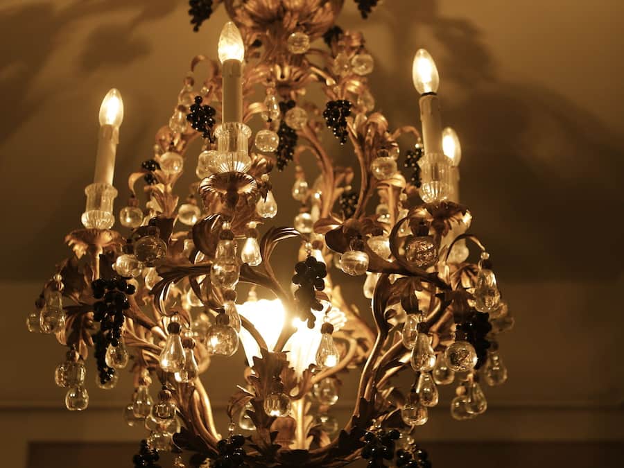 Lunch and dinner served, Italian cuisine