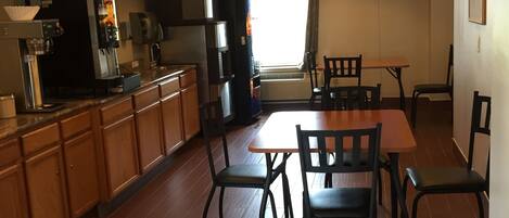 Free daily on-the-go breakfast