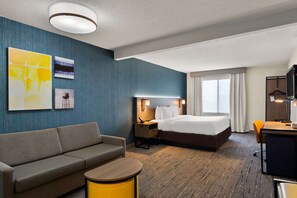 Premium bedding, down duvets, pillow-top beds, desk - Comfort Inn & Suites Ashland – Richmond North (Ashland)