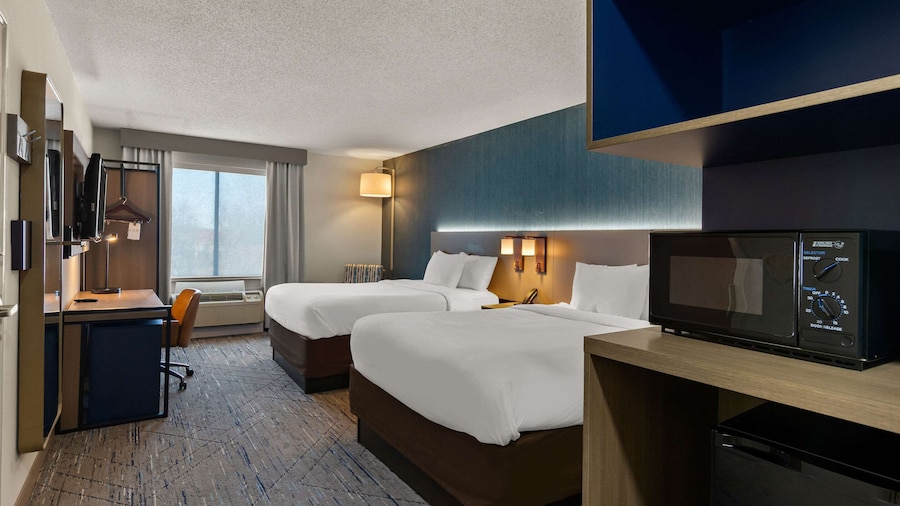 Comfort Inn & Suites Ashland – Richmond North