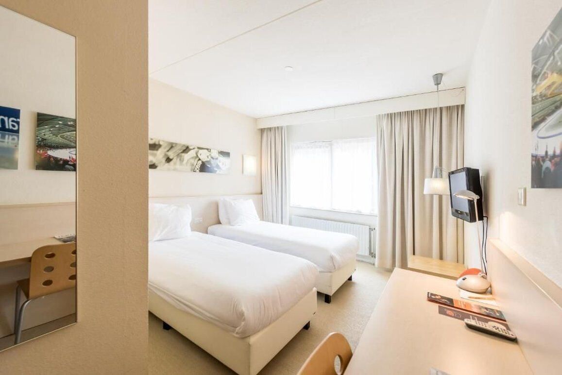 in-room safe, desk, iron/ironing board, free wifi