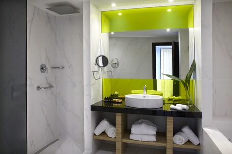 Wyndham Grand Athens - Image 111