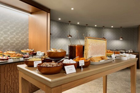 Wyndham Grand Athens - Image 101