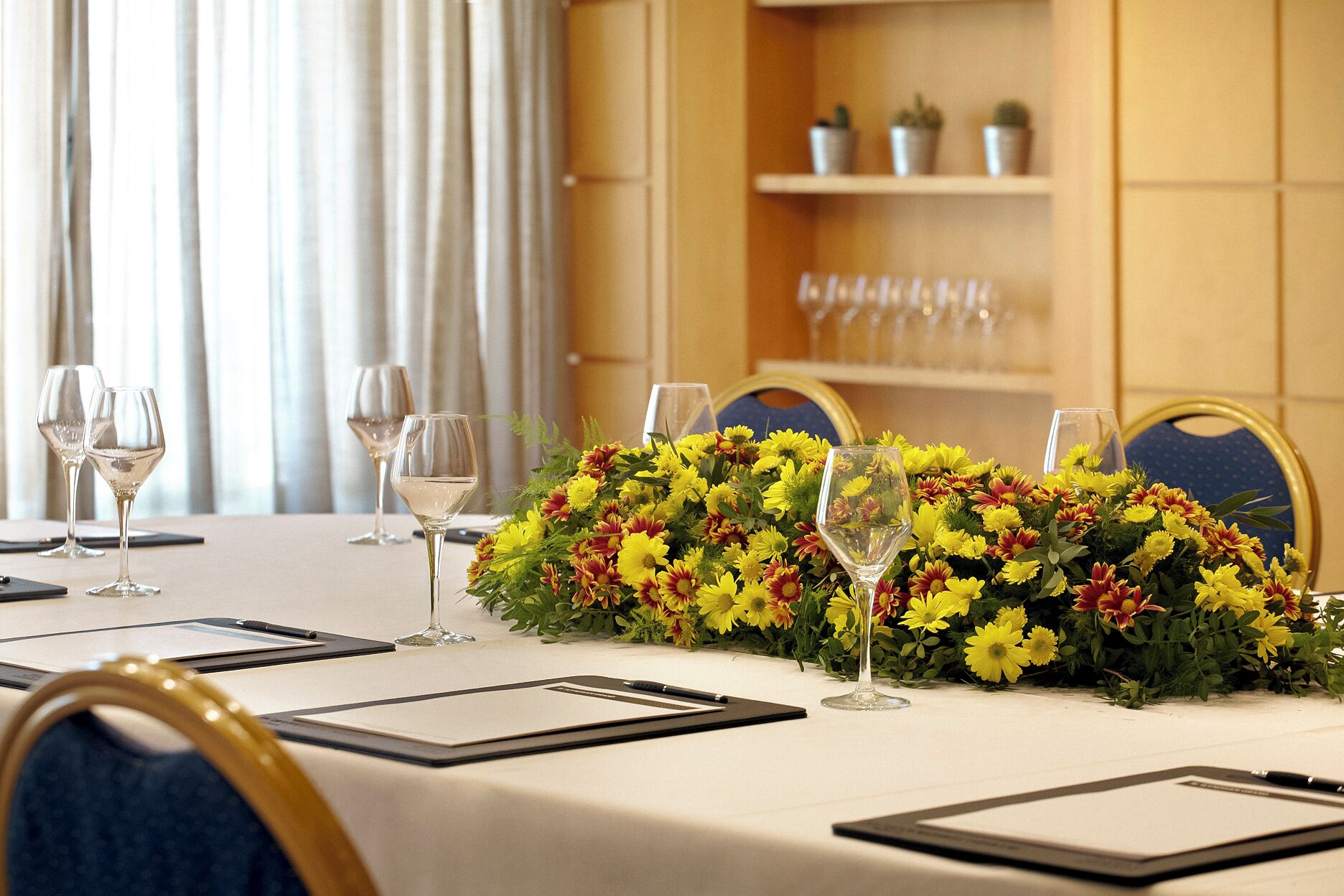 Photo - Zeus Wyndham Grand Athens Hotel