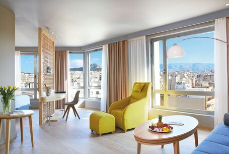 Wyndham Grand Athens - Image 17