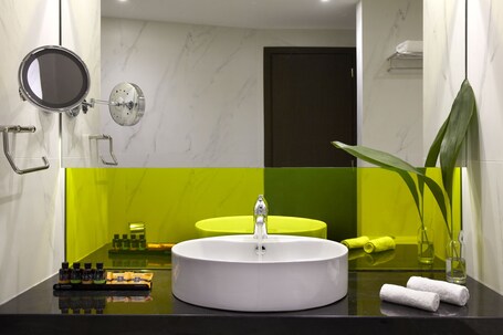 Wyndham Grand Athens - Image 112