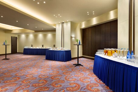 Wyndham Grand Athens - Image 28