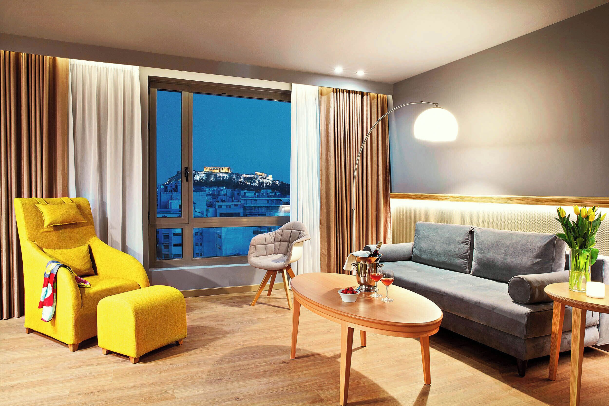 Photo - Zeus Wyndham Grand Athens Hotel