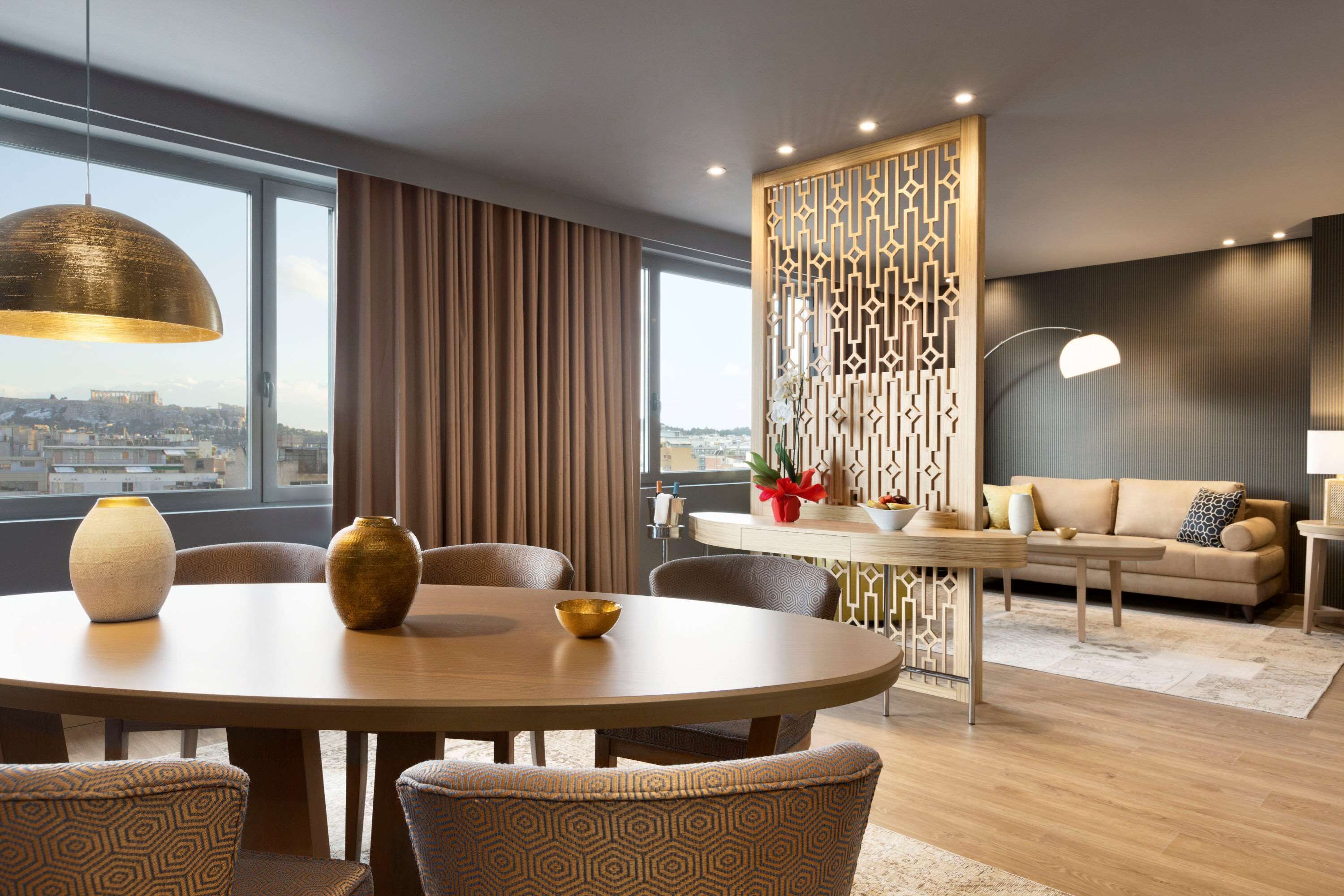 1 bedroom, premium bedding, pillow-top beds, minibar