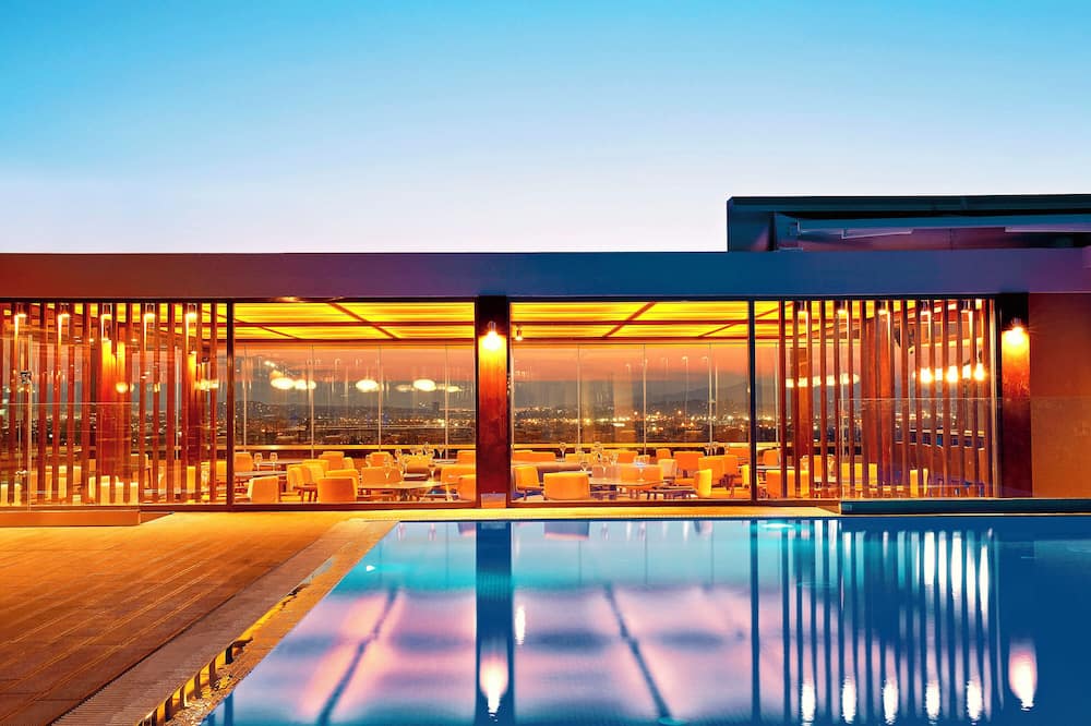 Zeus Wyndham Grand Athens
