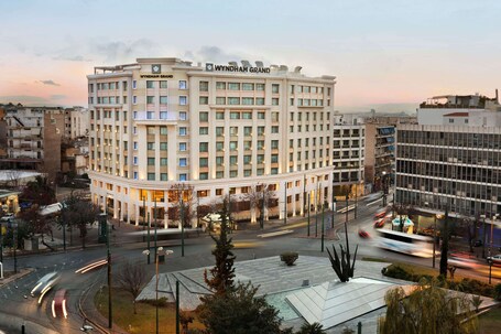 Wyndham Grand Athens - Image 9