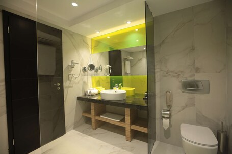 Wyndham Grand Athens - Image 58