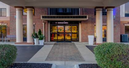 Holiday Inn Express Hotel & Suites Bowling Green by IHG