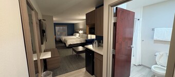 Holiday Inn Express Hotel & Suites Lafayette by IHG