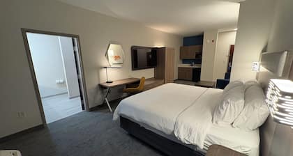 Holiday Inn Express Hotel & Suites Lafayette by IHG