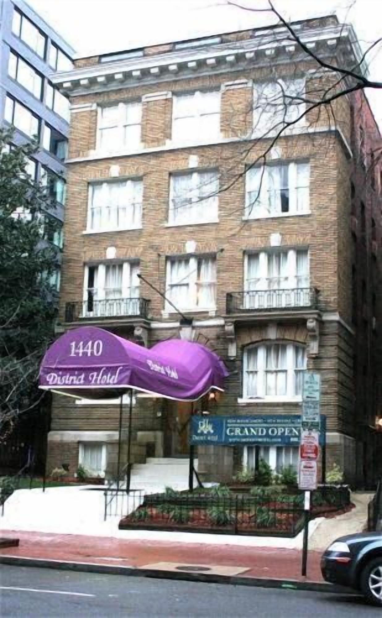 Photo - District Hotel