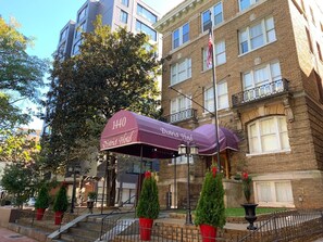Exterior - District Hotel (Washington)