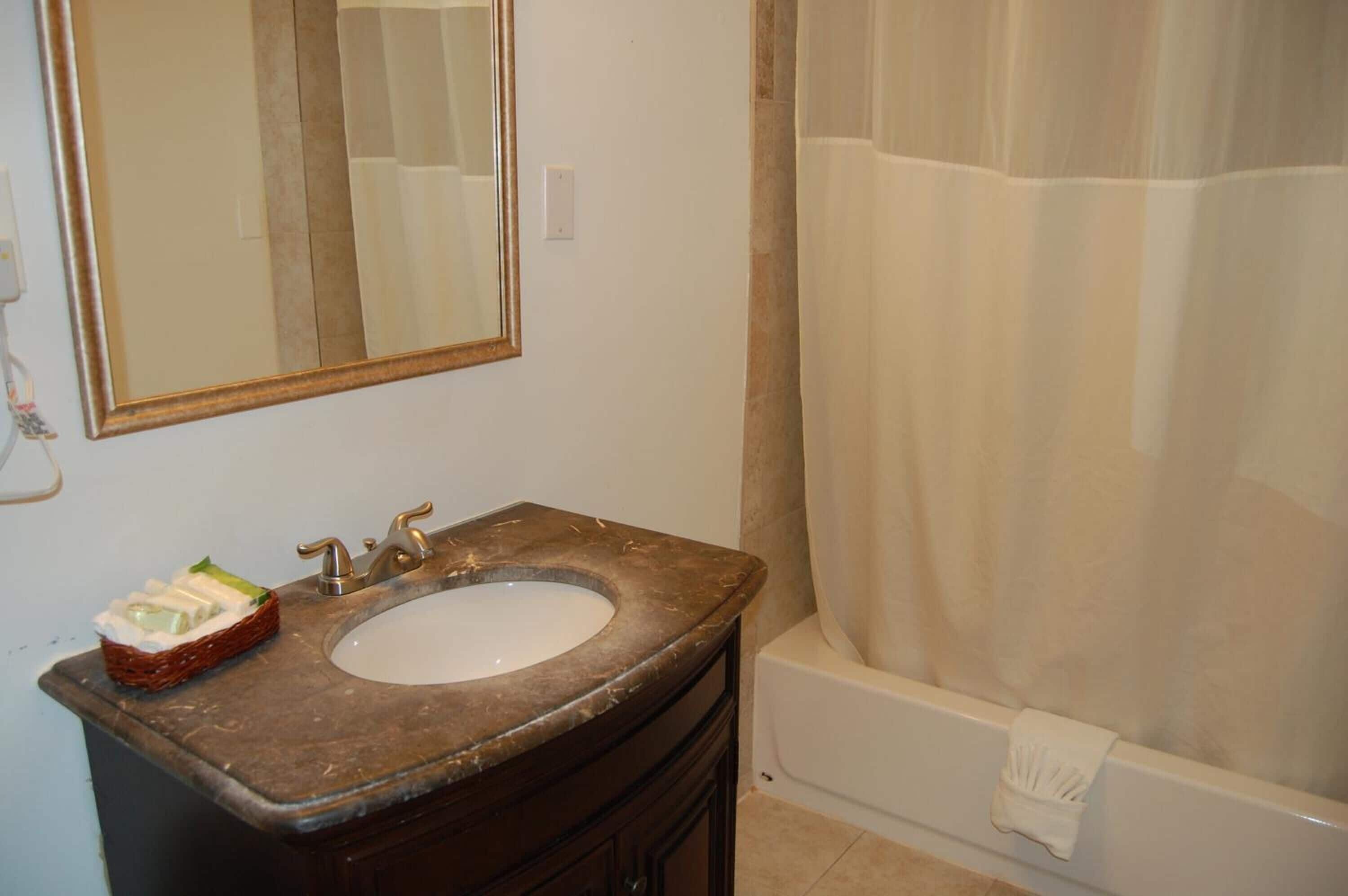 Photo - District Hotel