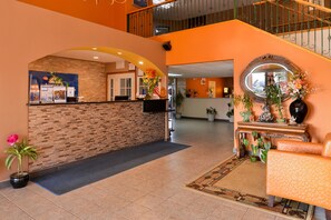 Reception - Americas Best Value Inn & Suites Madera (Madera)