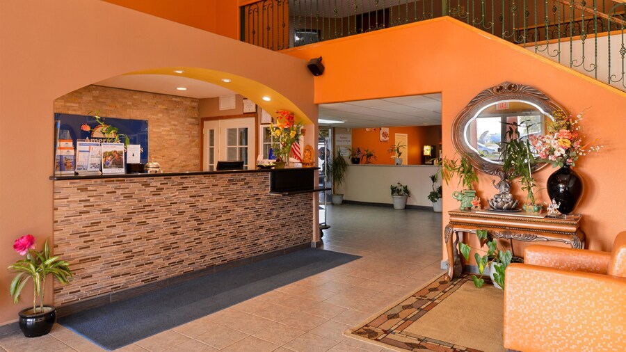 Americas Best Value Inn & Suites Madera