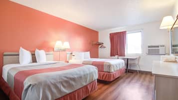 ノートパソコン用作業スペース、防音設備、ベビーベッド、可動式ベッド