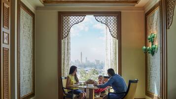 Morgenmadsbuffet hver dag (31 USD pr. person)