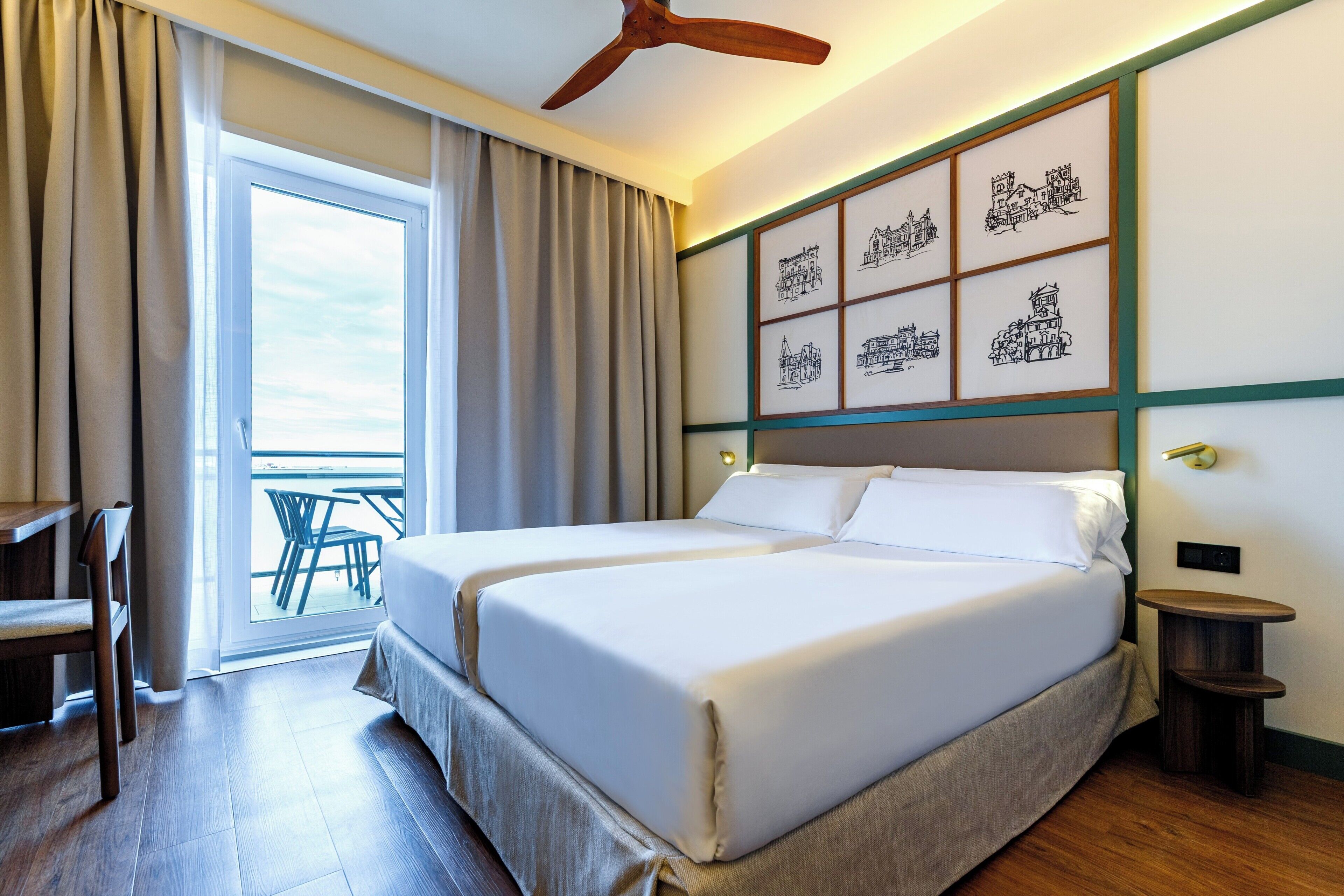 4 人部屋 シービュー | ミニバー、セーフティボックス (室内)、遮光カーテン、防音設備