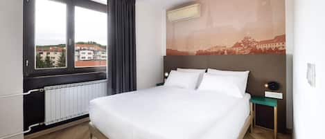 In-room safe, desk, free WiFi, bed sheets