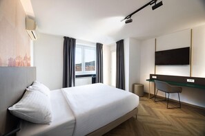 Suite | In-room safe, desk, WiFi (free), bed sheets - B&B HOTEL Maribor Orel (Maribor)